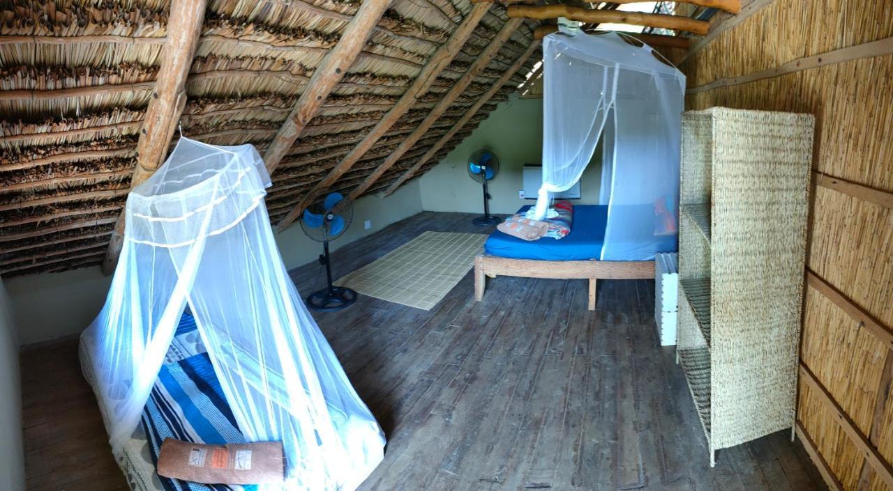 Casa Surf Lodge - Praia do Tofo Buitenkant foto