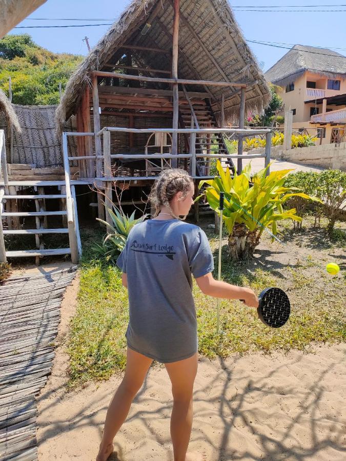 Casa Surf Lodge - Praia do Tofo Buitenkant foto